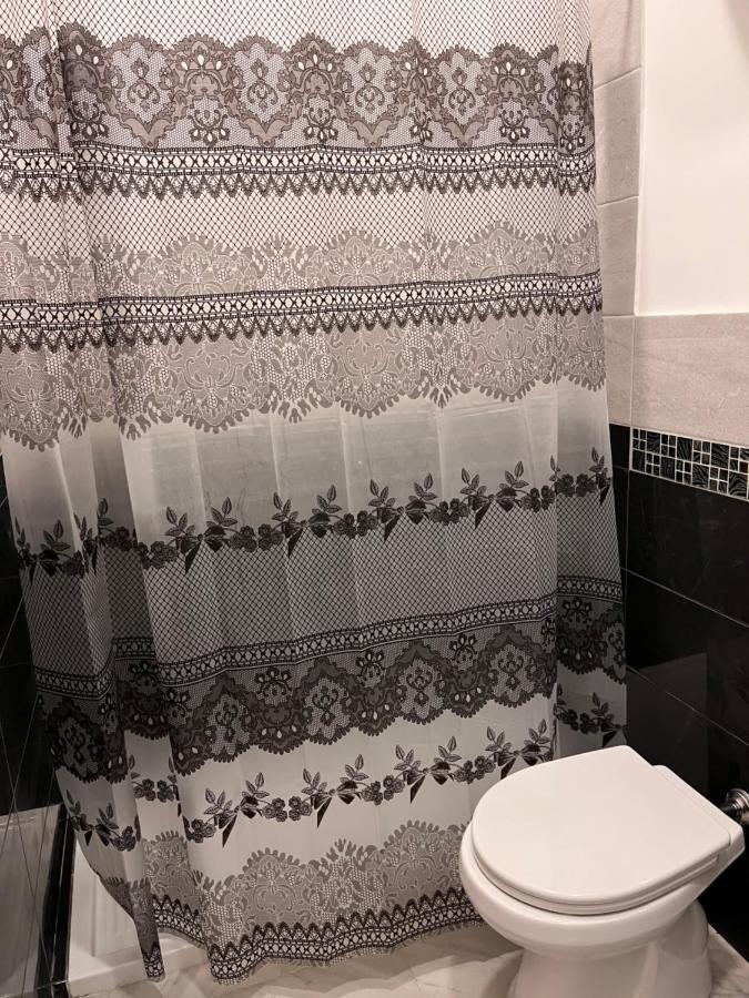 Hotel Porta A Porta เนเปิลส์ ภายนอก รูปภาพ